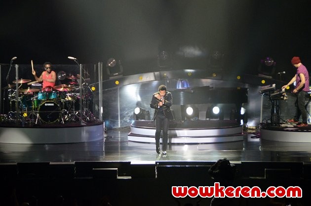 Gambar Foto Penampilan Lionel Richie di Konser 'All The Hits - All Night Long: Live in Jakarta'