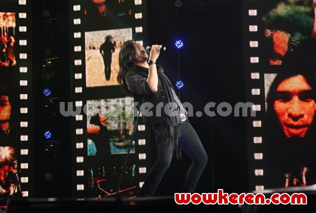 Gambar Foto Muhammad Devirzha Ubah Lagu One Direction Jadi Rock
