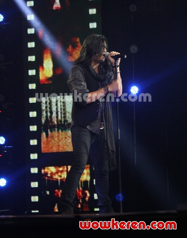 Gambar Foto Muhammad Devirzha Ubah Lagu One Direction Jadi Rock