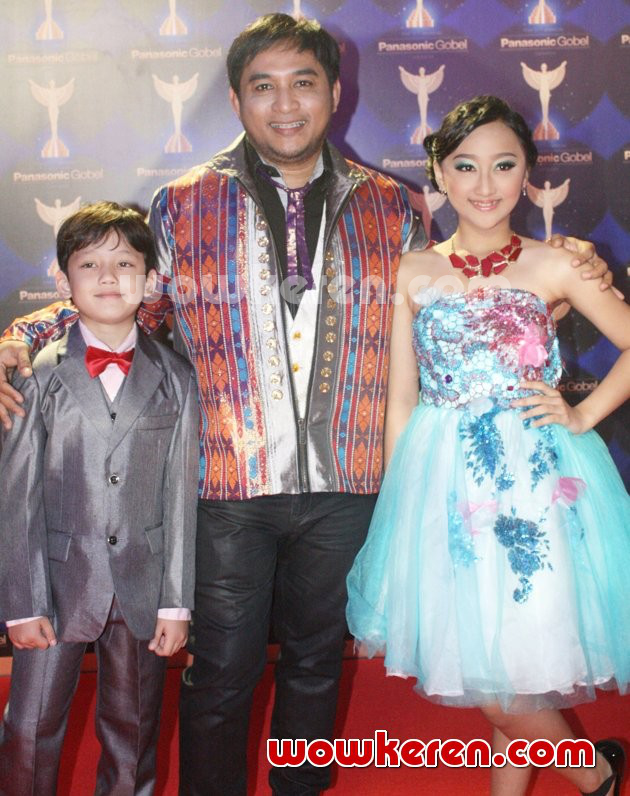 Foto Alwi Assegaf, Jeremy Teti dan Sandrina di Red Carpet Panasonic Gobel Awards 2014