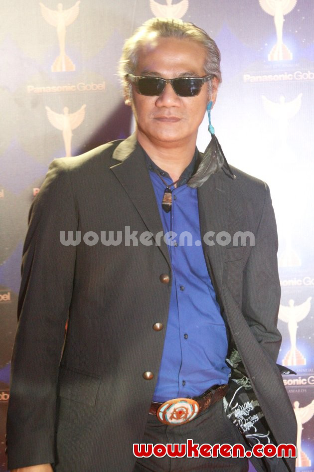 Gambar Foto Tio Pakusadewo di Red Carpet Panasonic Gobel Awards 2014