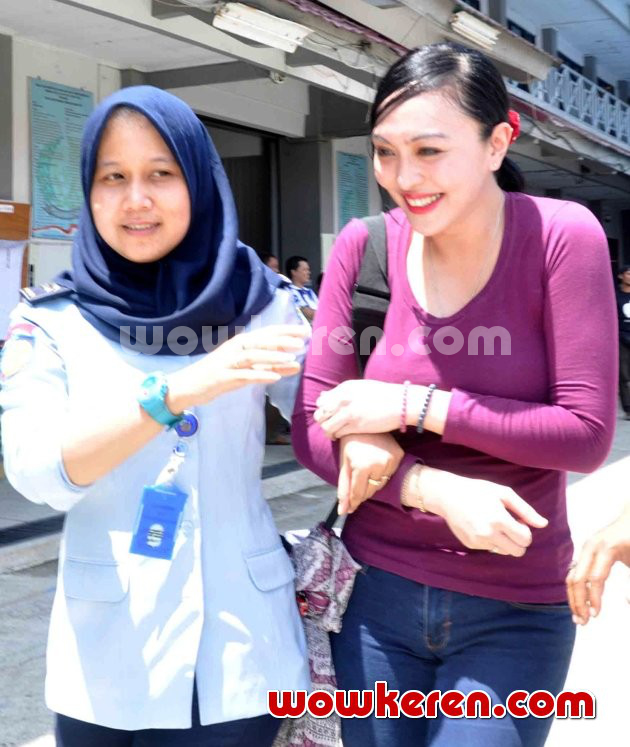 Gambar Foto Angelina Sondakh Saat Mengikuti Pemilu Legislatif 2014