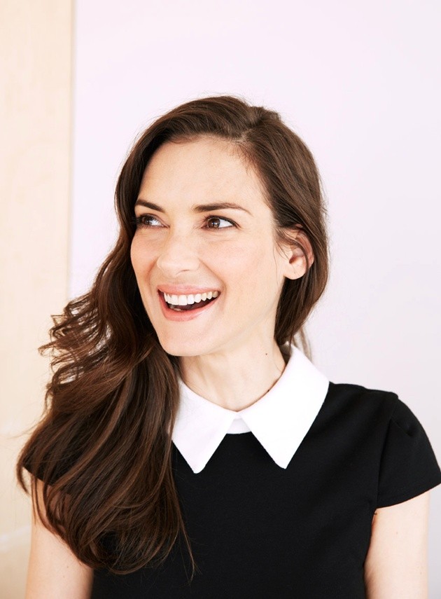 Gambar Foto Winona Ryder di Majalah Stella Edisi Maret 2014
