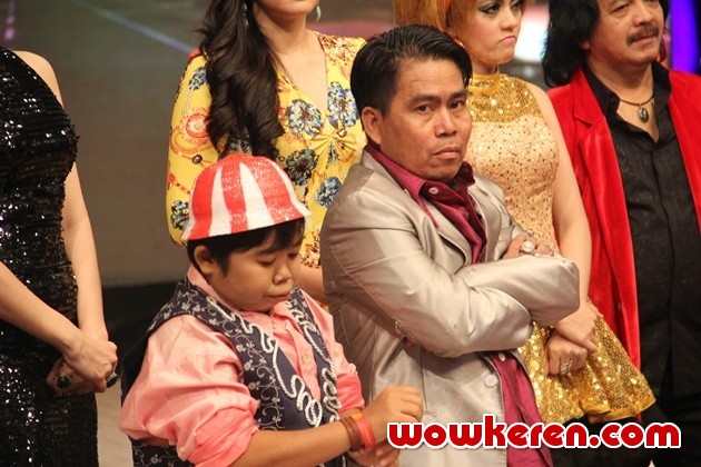 Gambar Foto Adul dan Bopak Castello Ramaikan Perayaan Episode 'Yuk Keep Smile' ke-200