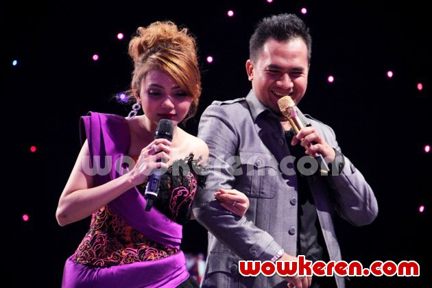 Gambar Foto Rina Nose dan Saiful Jamil di Acara 'D'Academy' Indosiar