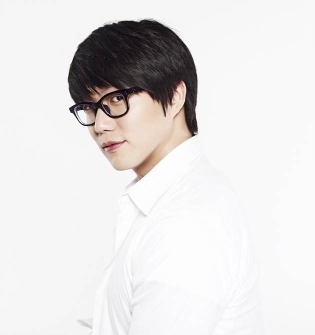 Gambar Foto Sung Si Kyung Photoshoot
