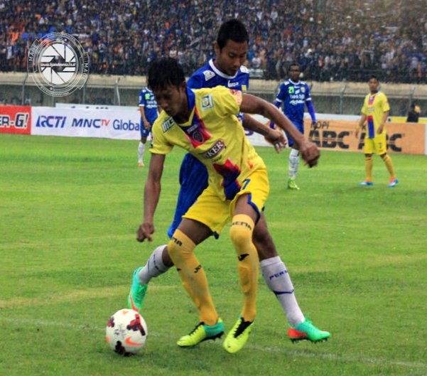 Foto Atep Saat Membela Persib Bandung di ISL 2014 - Foto 2