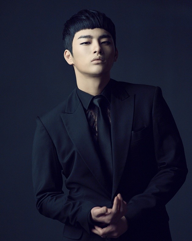 Gambar Foto Seo In Guk di Promo Album 'Broken'