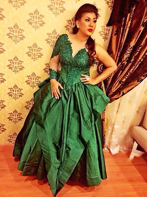 Gambar Foto Regina Ivanova Dulu Seorang Penyanyi Kafe