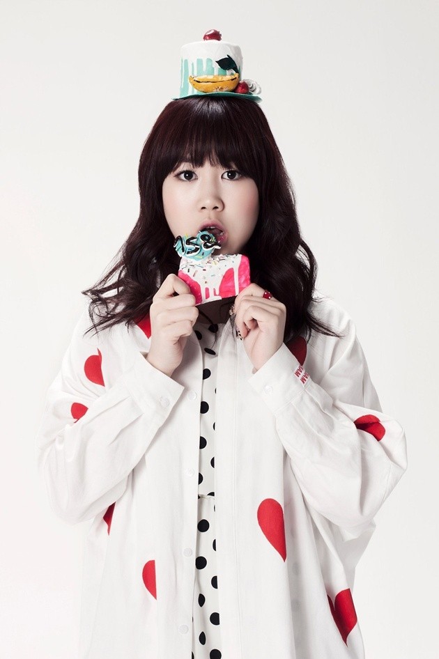 Gambar Foto Park Ji Min 15& di Majalah The Big Issue Edisi Juni 2013