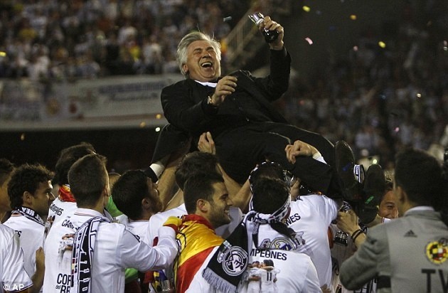 Gambar Foto Pelatih Real Madrid Carlo Ancelotti