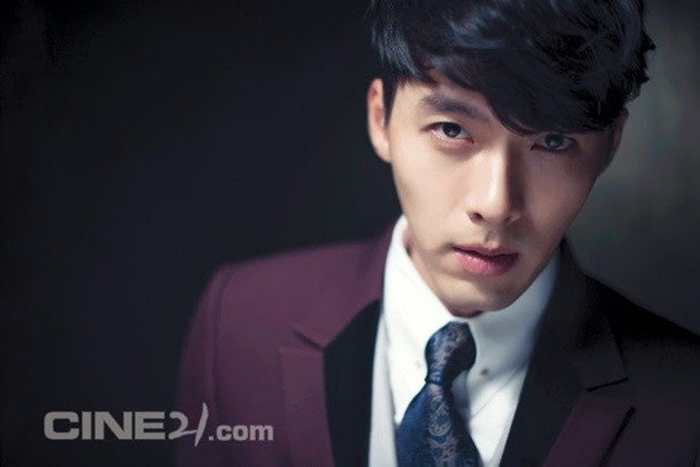 Gambar Foto Hyun Bin di Majalah Cine21 No. 950