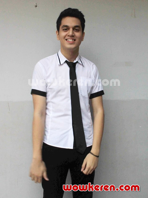 Gambar Foto Kevin Julio Ditemui Seusai Syuting Sinetron 'Ganteng-Ganteng Serigala'