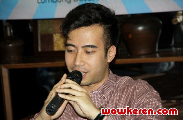 Gambar Foto Vidi Aldiano di Perayaan HUT Vidies yang ke-5