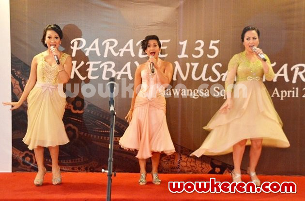 Foto Be3 Saat Tampil di Acara 'Parade 135 Kebaya Nusantara'