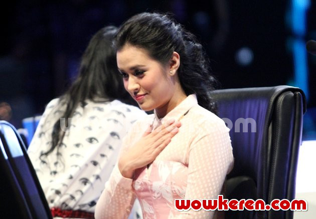 Gambar Foto Raisa di Spektakuler Show Indonesian Idol 2014