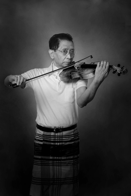 Idris Sardi Berita, Foto, Video, Lirik Lagu, Profil & Bio Idris Sardi Berita, Foto, Video, Lirik Lagu, Profil & Bio