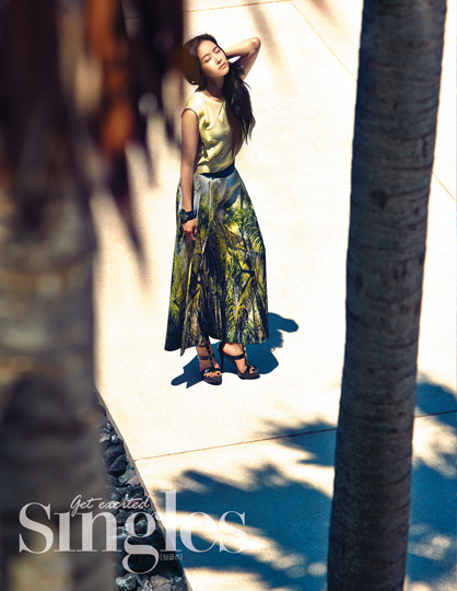 Gambar Foto Victoria f(x) di Majalah Singles Edisi Mei 2014