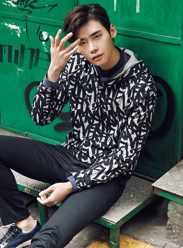 Gambar Foto Lee Jong Suk di Majalah High Cut vol. 125