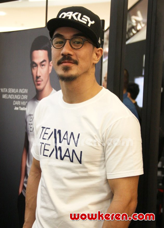 Gambar Foto Joe Taslim Saat Ditemui di Senayan City, Jakarta