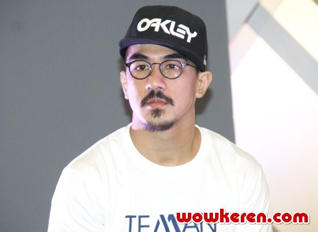 Gambar Foto Joe Taslim Saat Ditemui di Senayan City, Jakarta