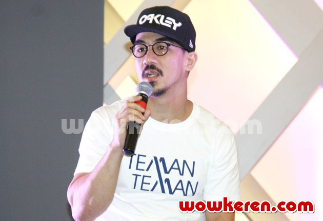 Gambar Foto Joe Taslim Saat Ditemui di Senayan City, Jakarta
