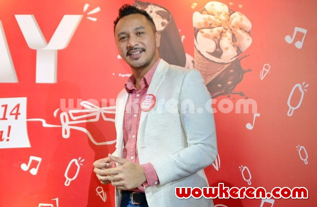 Gambar Foto Giring Ganesha di Jumpa Pers Hari Ice Cream