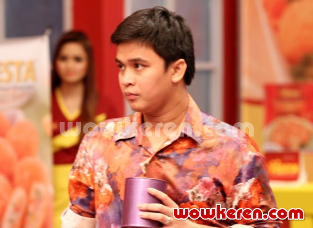 Gambar Foto Billy Syahputra di Acara 'Yuk Keep Smile'