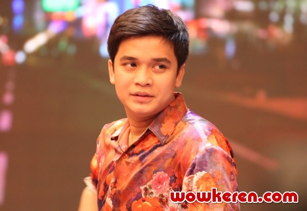 Gambar Foto Billy Syahputra di Acara 'Yuk Keep Smile'
