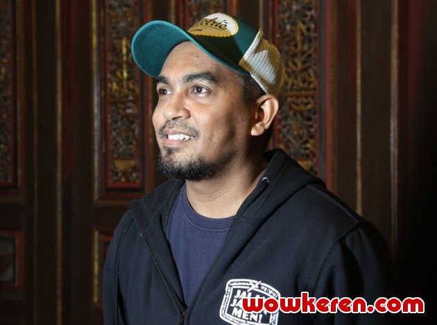 Gambar Foto Glenn Fredly di Jumpa Pers Pemutaran Film 'Kamisan' ke-300