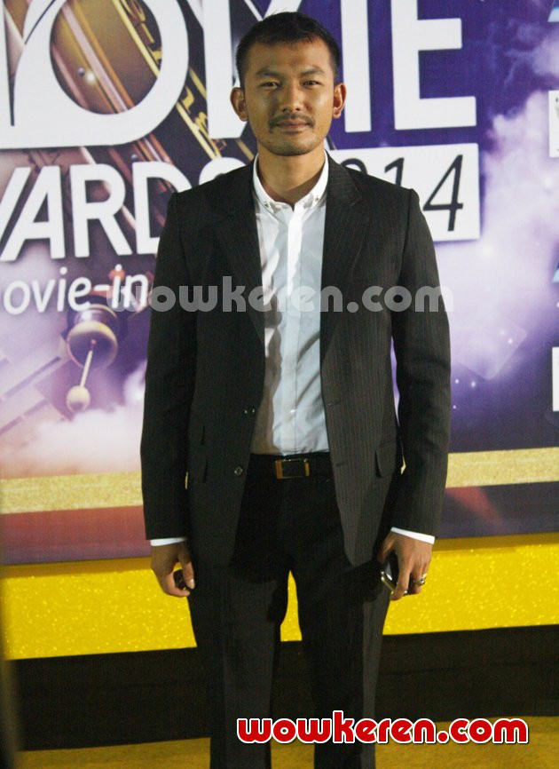 Gambar Foto Rio Dewanto di Red Carpet Indonesian Movie Awards 2014