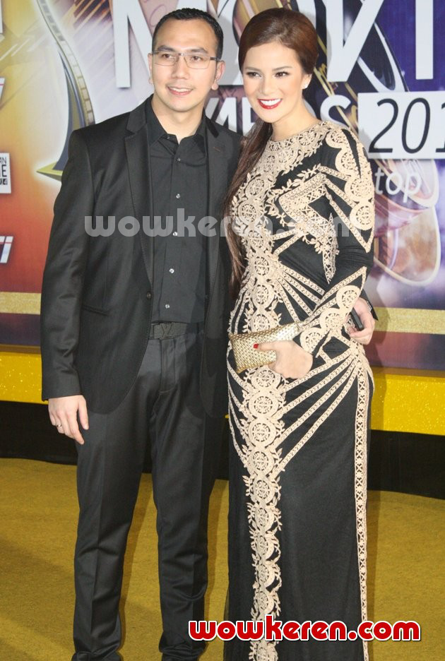 Gambar Foto Astrid Tiar di Red Carpet Indonesian Movie Awards 2014