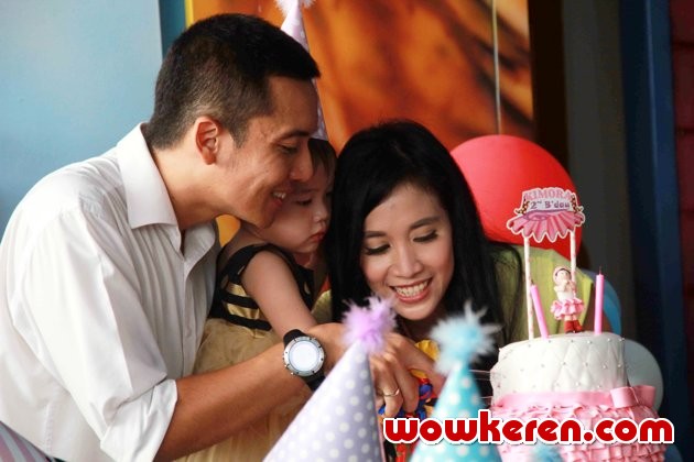 Gambar Foto Fanny Fabriana Saat Rayakan Ulang Tahun Kimora