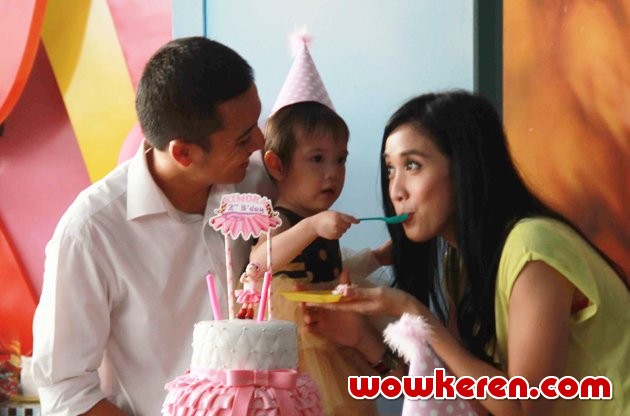 Gambar Foto Fanny Fabriana Saat Rayakan Ulang Tahun Kimora