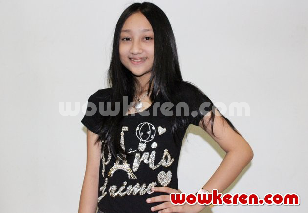 Gambar Foto Sandrina Saat Jumpa Pers 'Indonesia Mencari Bakat' - Foto 2 ...