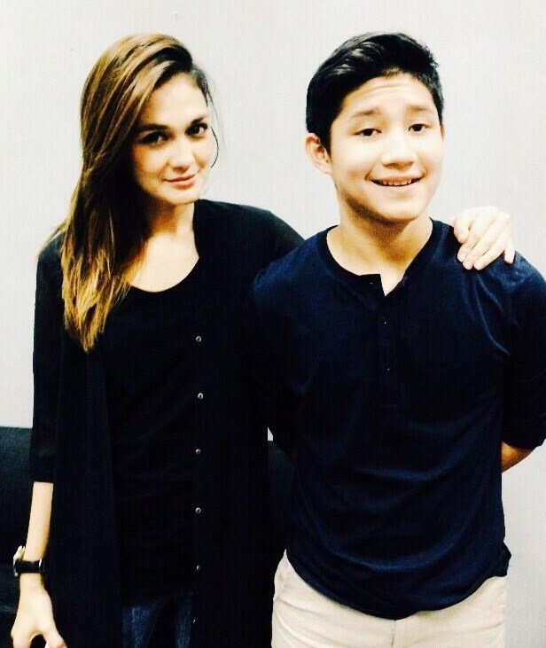 Gambar Foto Teuku Rassya Bersama Luna Maya