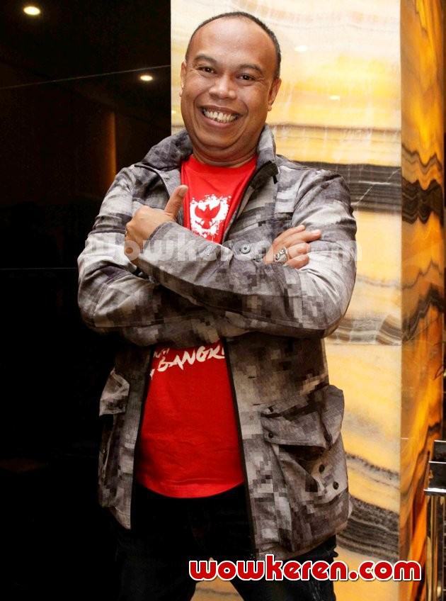 Gambar Foto Teuku Edwin di Jumpa Pers Film 'Sang Pemberani'
