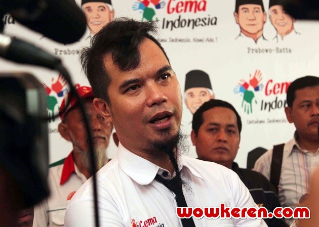 Gambar Foto Ahmad Dhani di Deklarasi Gema Indonesia