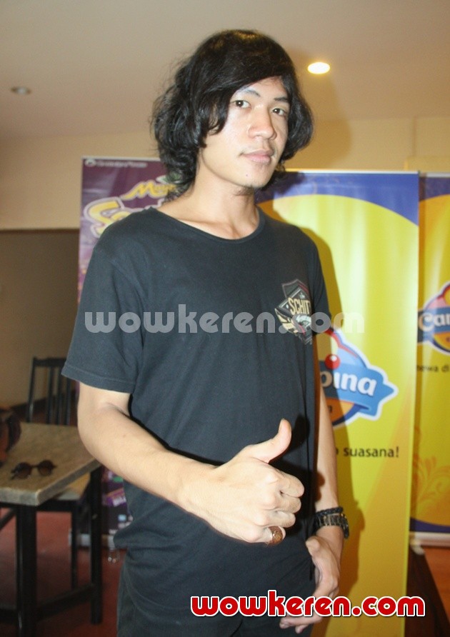 Gambar Foto Raka Vierratale Ditemui di Jumpa Pers Jakarta Clothing 2014
