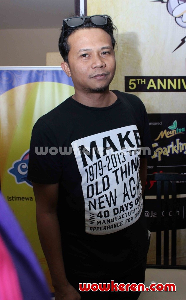Gambar Foto Reza NOAH Saat Jumpa Pers Jakarta Clothing 2014