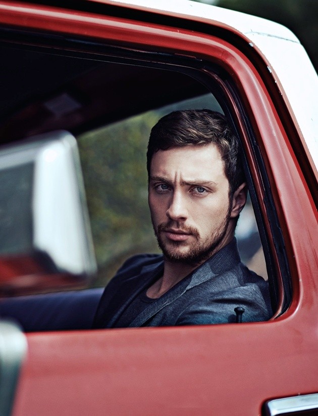 Gambar Foto Aaron Johnson di Majalah Wonderland Edisi Musim Panas 2014