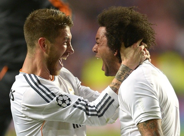 Gambar Foto Sergio Ramos dan Marcelo Rayakan Kemenangan Tim
