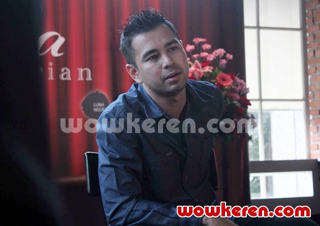 Gambar Foto Raffi Ahmad Ditemui di Kawasan Sudirman