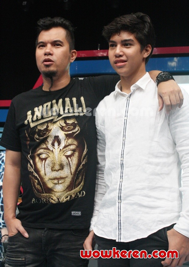 Gambar Foto El Rumi Debut Main Sinetron 'Siti Bling-Bling'