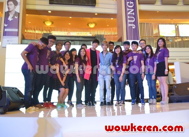 Gambar Foto Meet and Greet Jung Il Woo Berlangsung Sukses dan Meriah