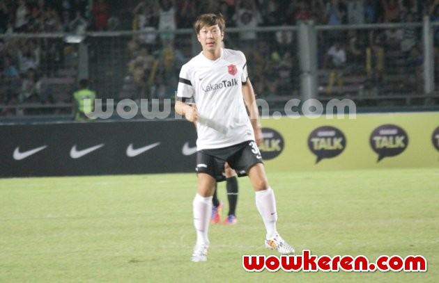 Gambar Foto Haha Tampil di Laga Amal Asian Dream Cup 2014