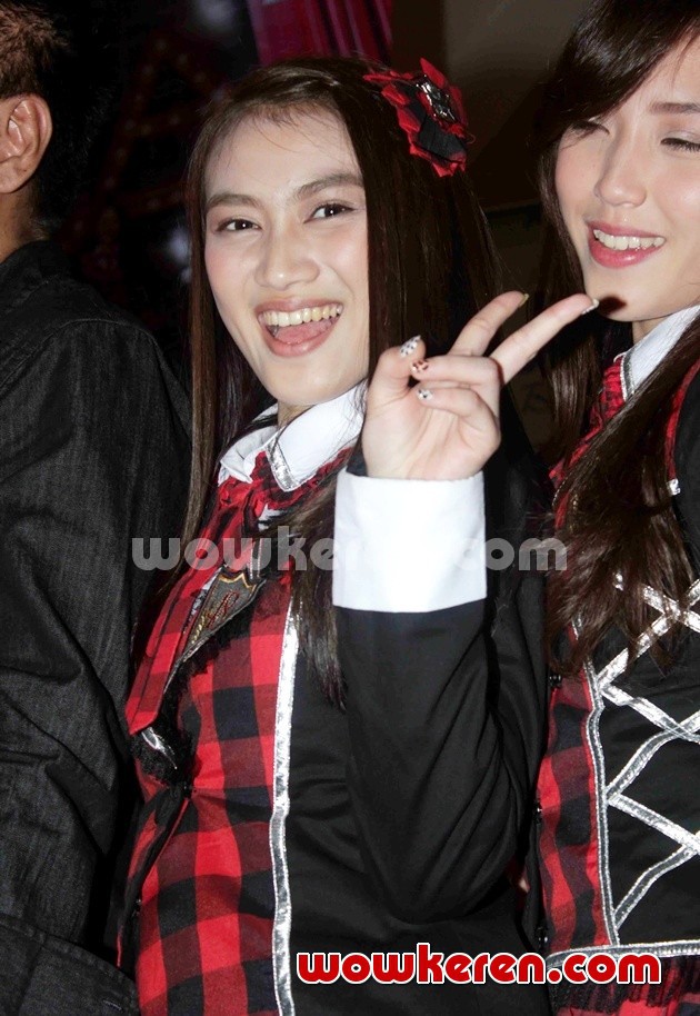 Gambar Foto Melody JKT48 Saat Premiere Film 'Viva JKT48'
