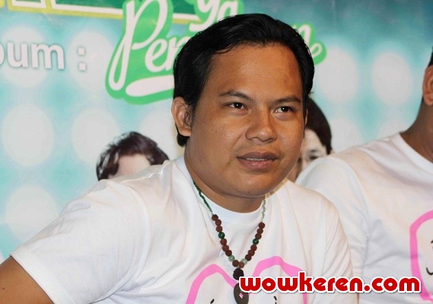 Gambar Foto Faank Wali Ditengah Jumpa Pers Rilis Album Terbaru Wali