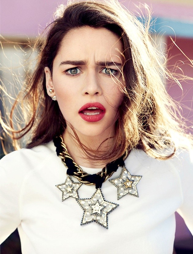 Gambar Foto Emilia Clarke di Majalah Glamour Paris Edisi April 2014