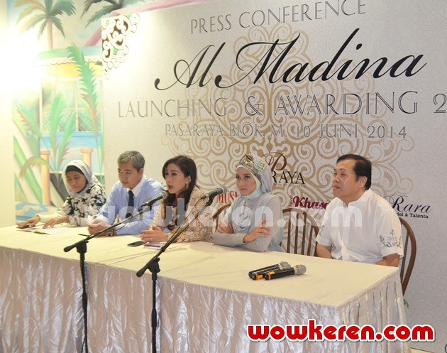 Gambar Foto Pembukaan Butik Muslimah Baru di Pasaraya